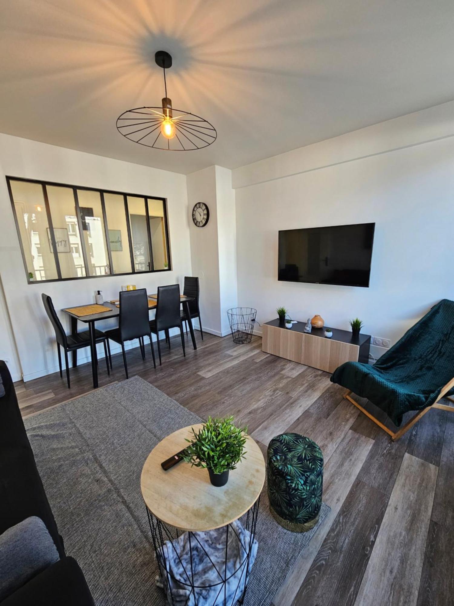 Charmant & Spacieux 3 Chambres - Mm Apartment - Lyon Grand Parilly Vénissieux Exteriér fotografie